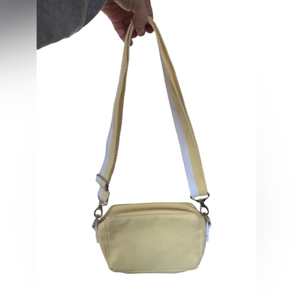 NWT Thirty-One Yellow Purse. - Picture 6 of 14